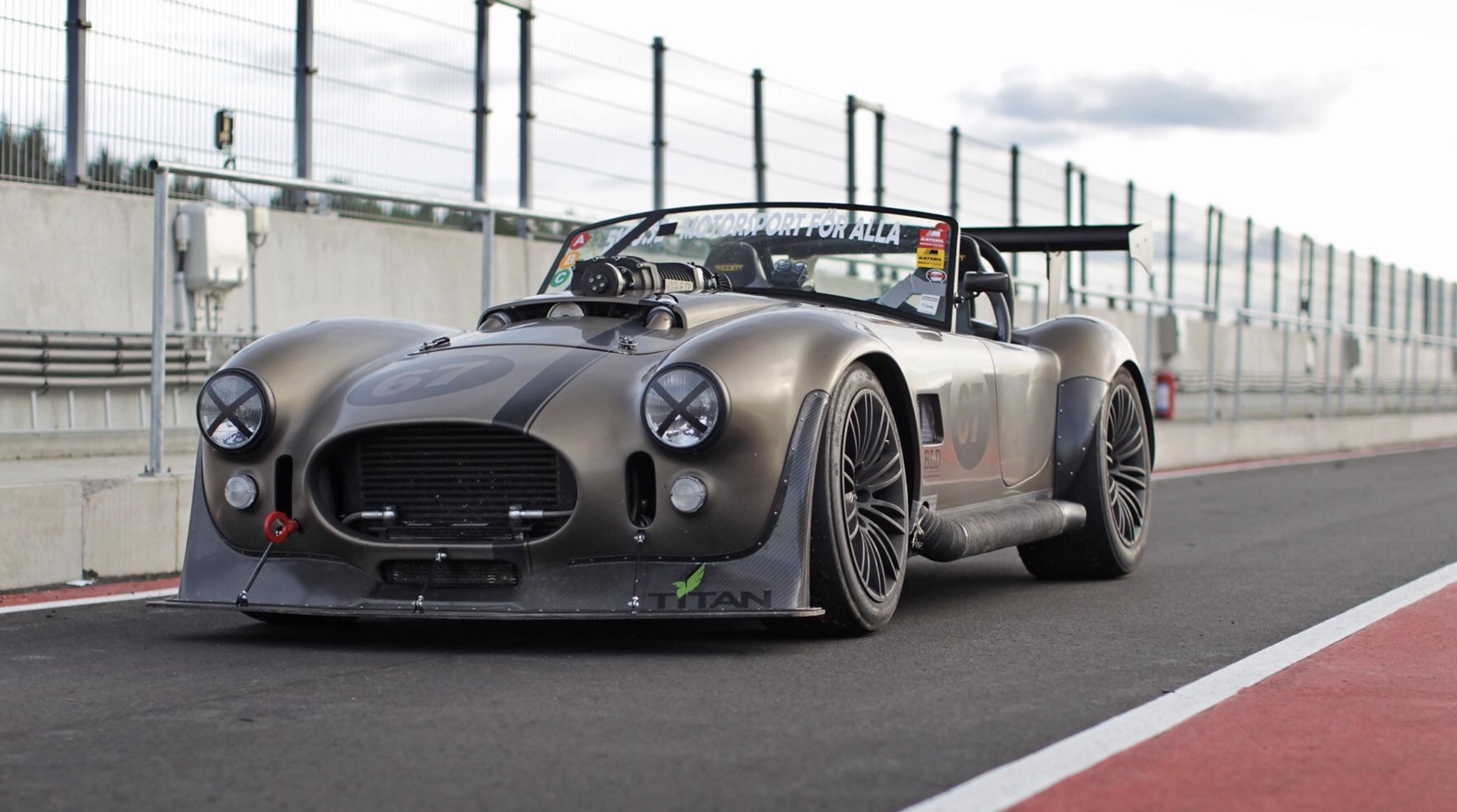 Shelby Cobra kit car with supercharged mercedes V12 